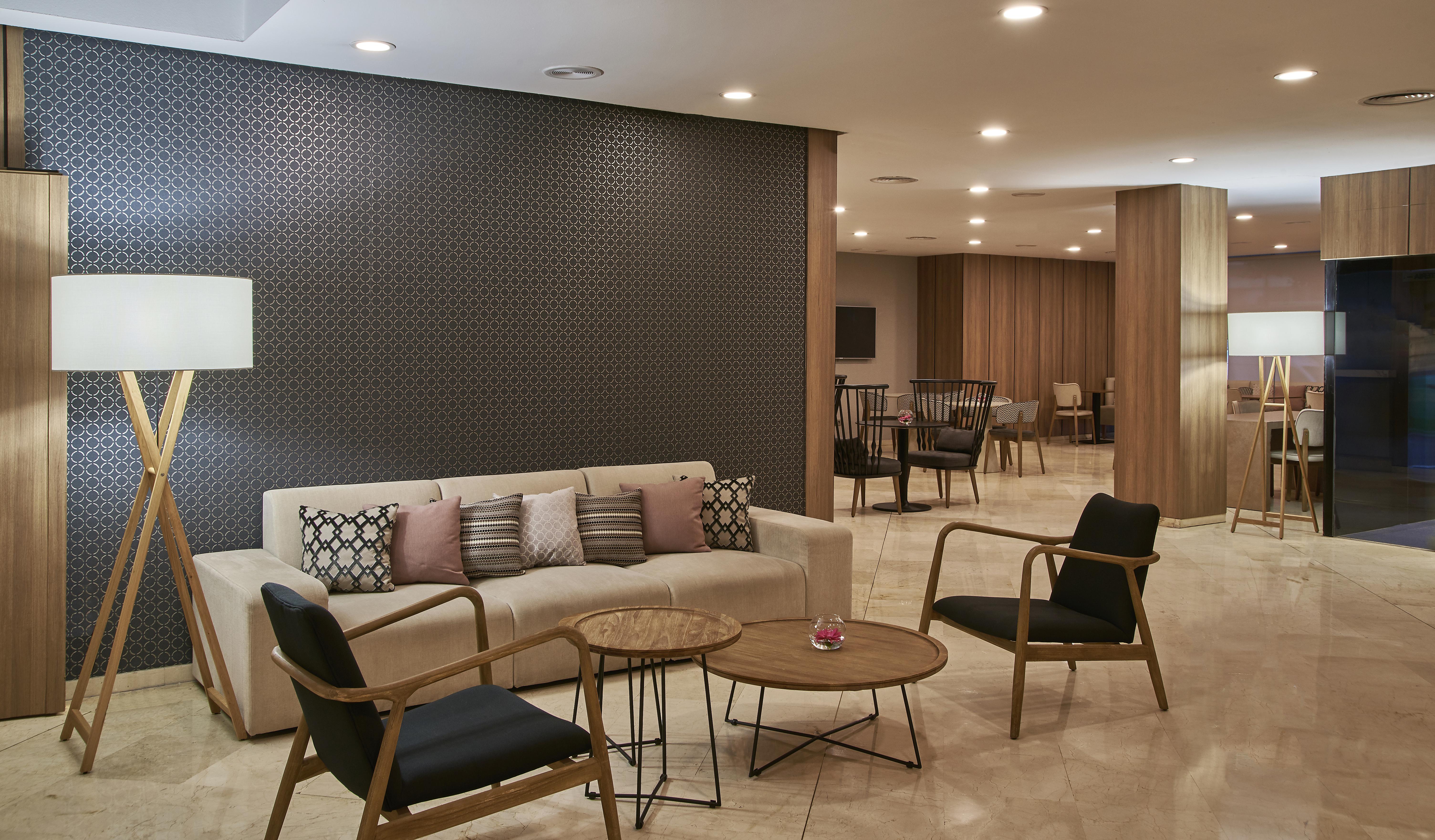 Hotel Nh Ciudad De Valenza Esterno foto
