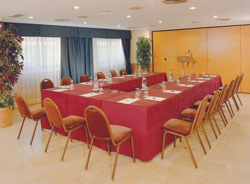 Hotel Nh Ciudad De Valenza Servizi foto